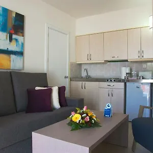 Lanzasur Club Bungalows 3* Playa Blanca (Lanzarote)